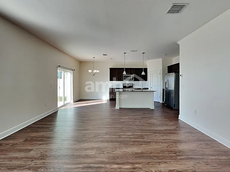 4803 Windy Hammock Way — Photo 5