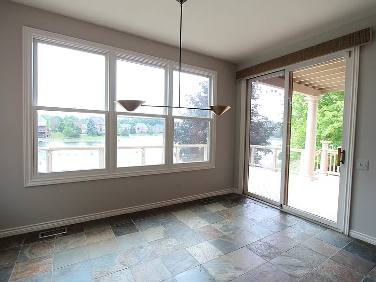 18547 Clairmont Cir E — Photo 15