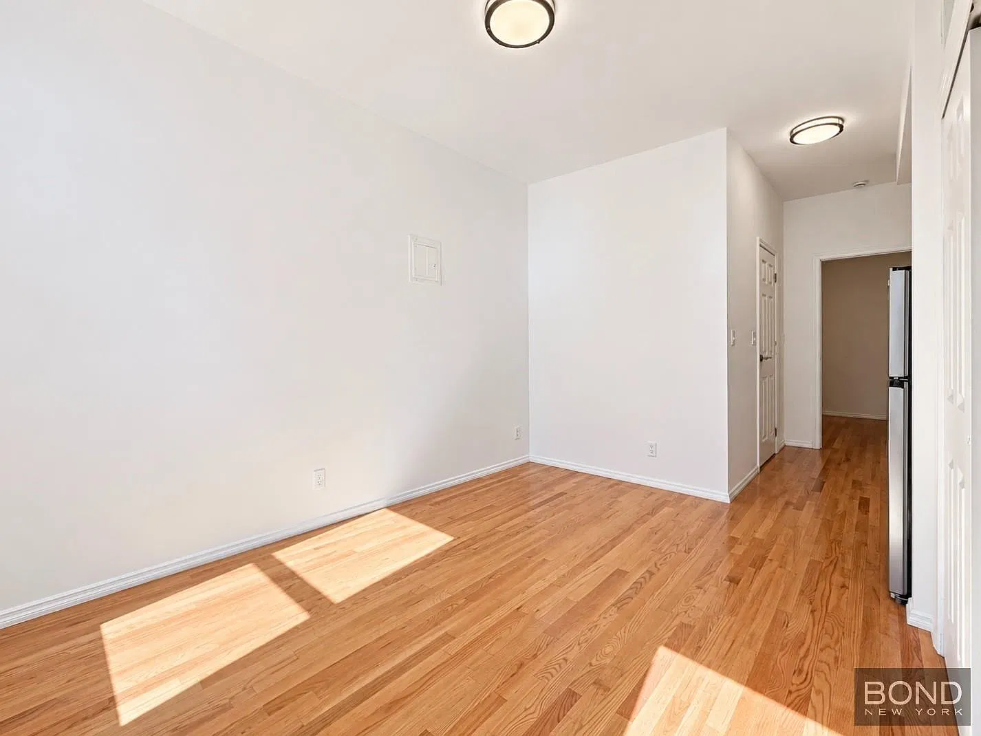 111 Avenue A — Photo 3