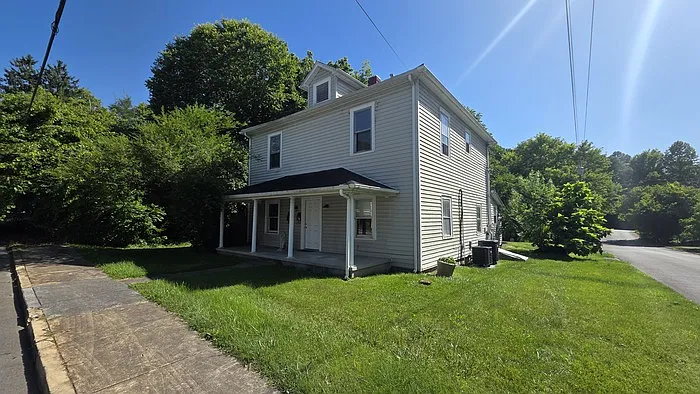 1400 Virginia St #2 — Photo 1