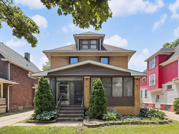 4526 Bridgeview Ave, Newburgh Heights, OH 44105