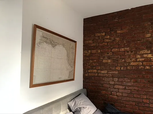 Rented by LJ Sloane Management | media 50