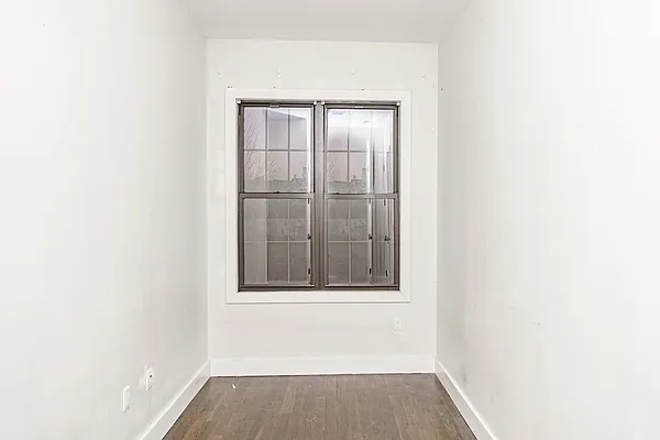 Rented by MySpaceNYC | media 10