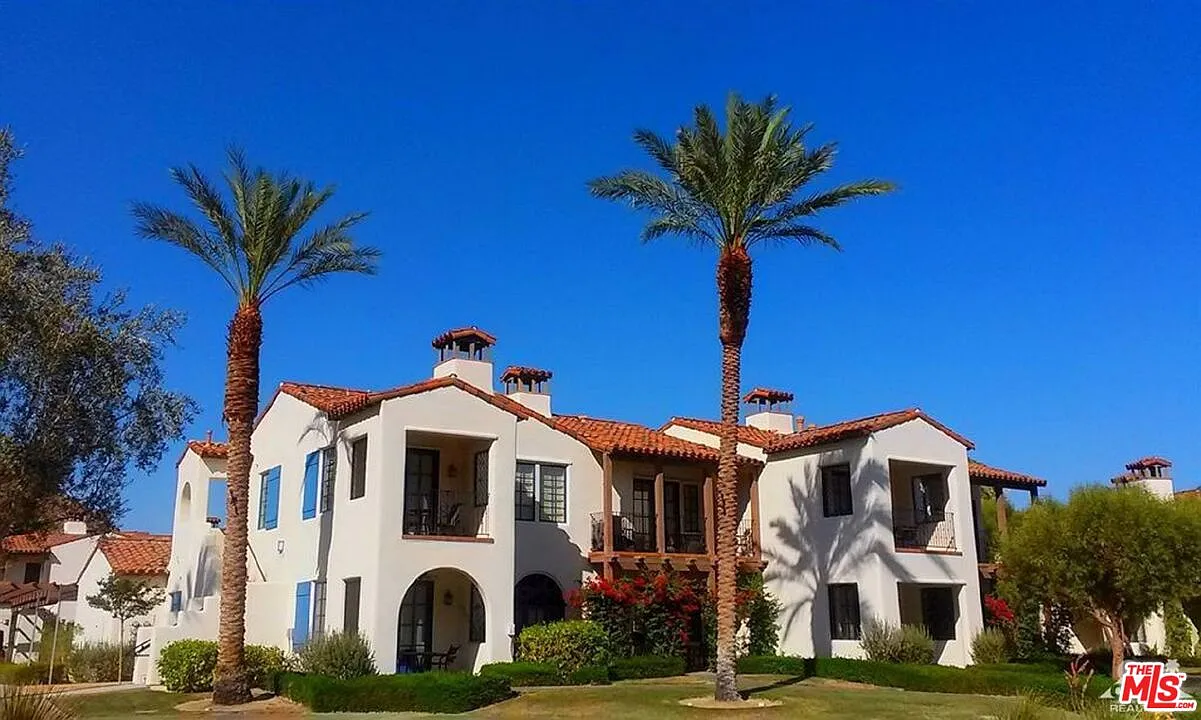 3 bed, 3.0 bath, 1706 sqft, $4,000 — Photo 1