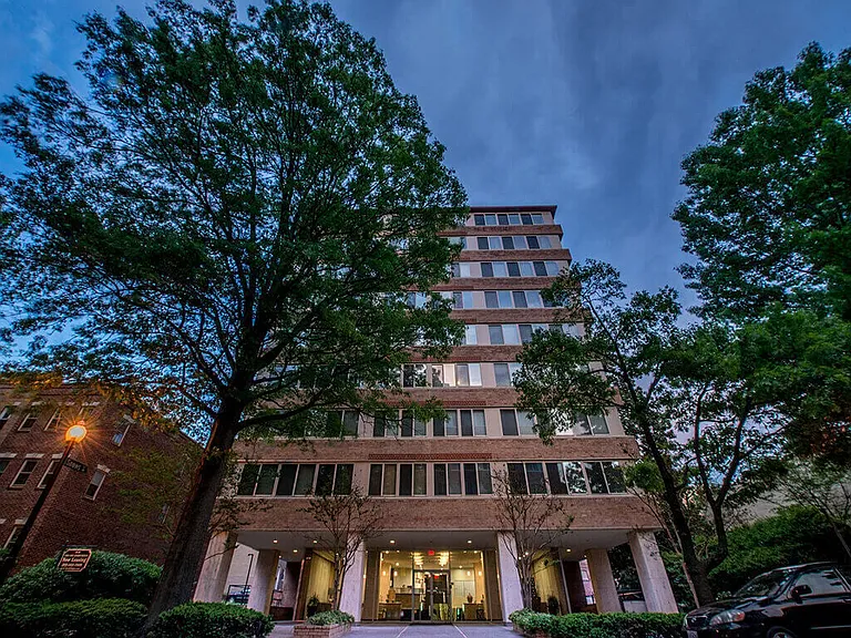 The 925 Apartments — Photo 6