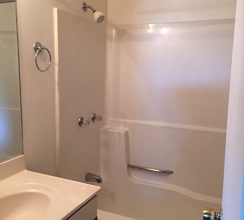 5th image of 1005 Primrose Ln