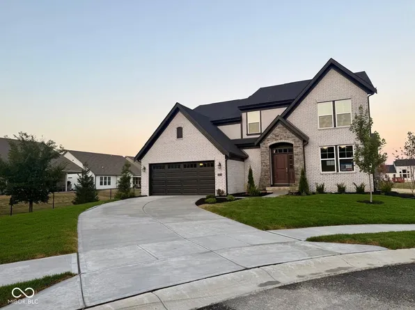 15314 Clearstream Dr, Fishers, IN 46037