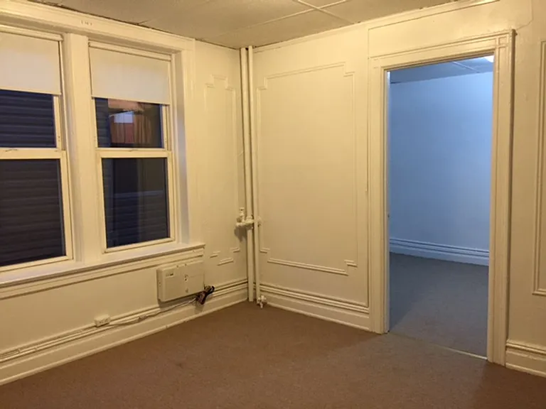 239 Danforth Avenue — Photo 12
