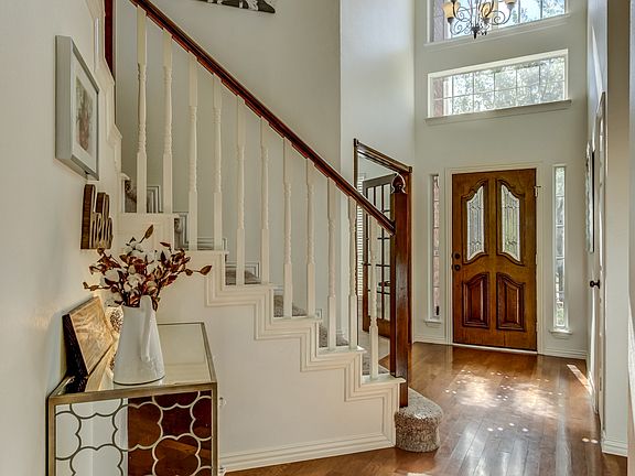 5th image of 5701 Belle Chasse Ln