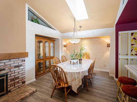 5th image of 615 Forest Hills Dr
