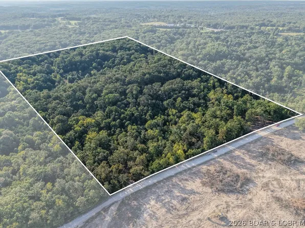 Hittridge Rd, Eldon, MO 65026