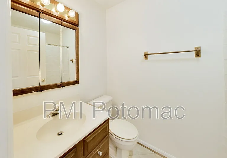 605 Himes Ave #111 — Photo 24