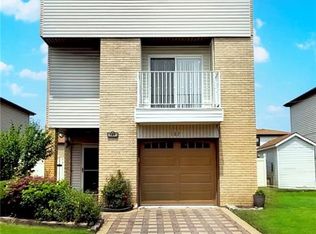 107 McVeigh Ave, Staten Island, NY 10314