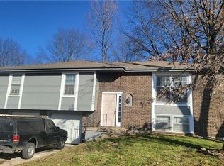 1003 NW R D Mize Rd, Blue Springs, MO 64015