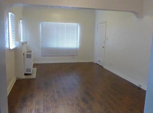1433 W 36th St #1/2, Los Angeles, CA 90018