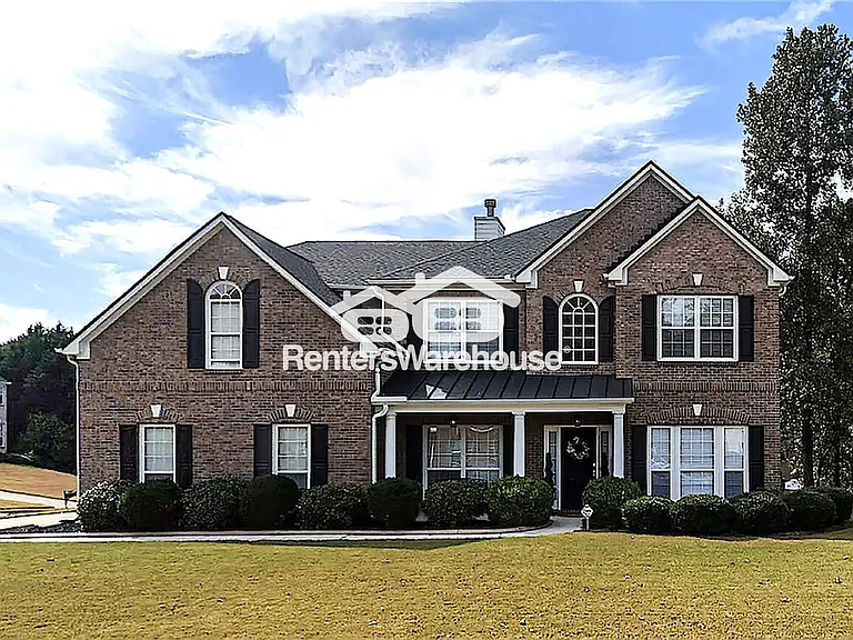 1900 Enfield Ct — Photo 1