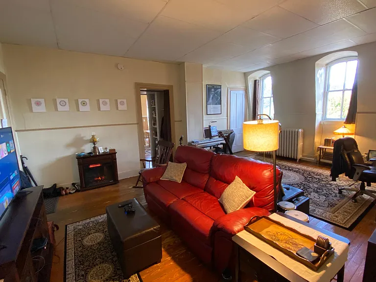 435 N Allegheny St #9 — Photo 3