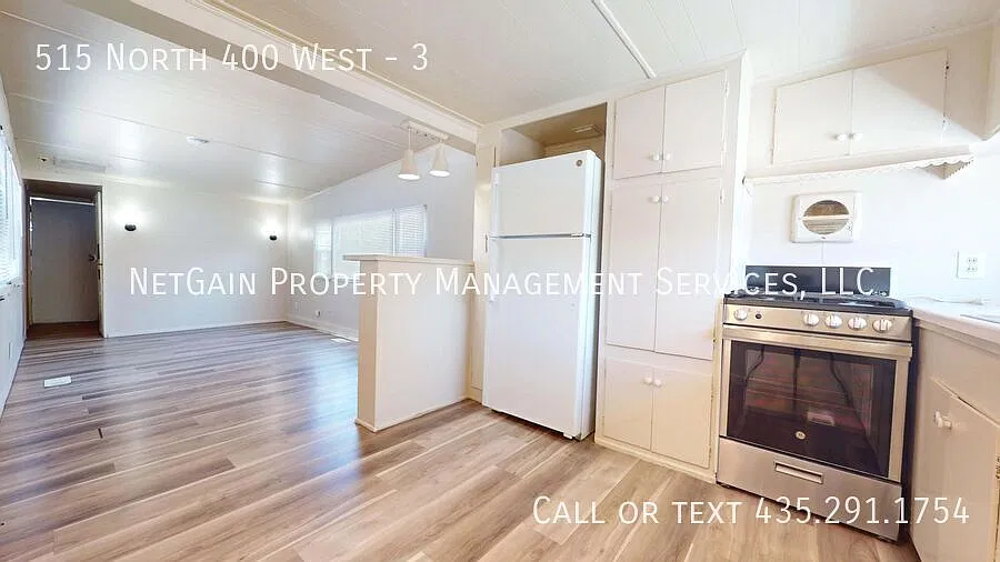 Pet Friendly 1 Bedroom Mobile Home — Photo 4
