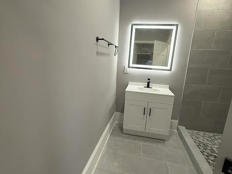 1012 S Franklin St — Photo 13