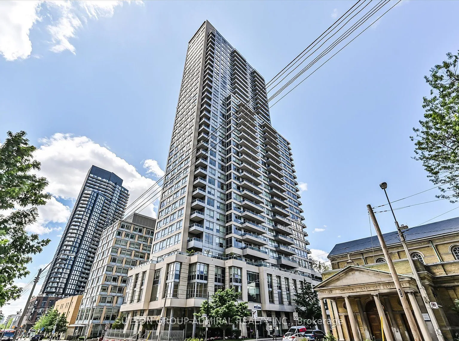 2 bed, $2,450 — Photo 1