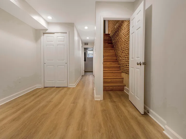 333 S Conkling St #A — Photo 24