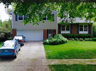 1521 E Wing St, Arlington Heights, IL