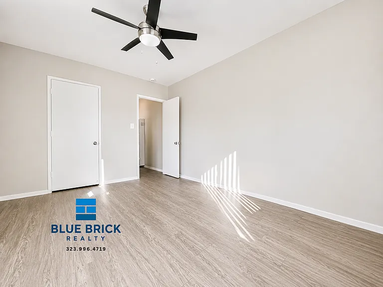 5315 Whitsett Ave #6 — Photo 12