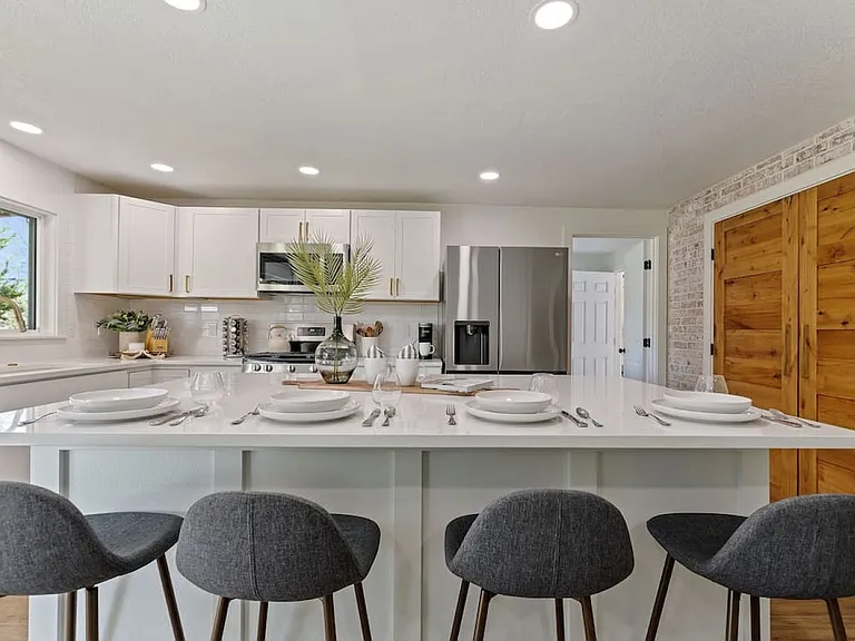 4795 S Maverick Way — Photo 5