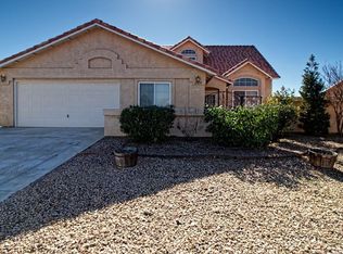 15171 Halinor St, Hesperia, CA 92345