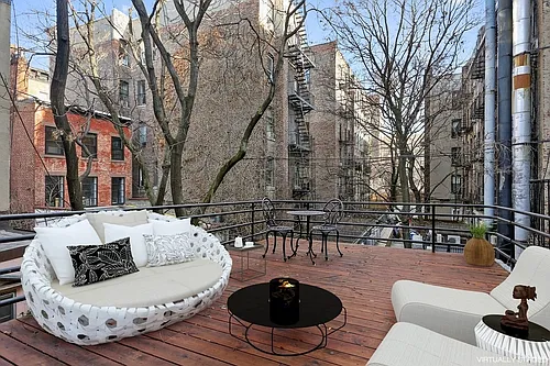 36 Bedford St Photo 1