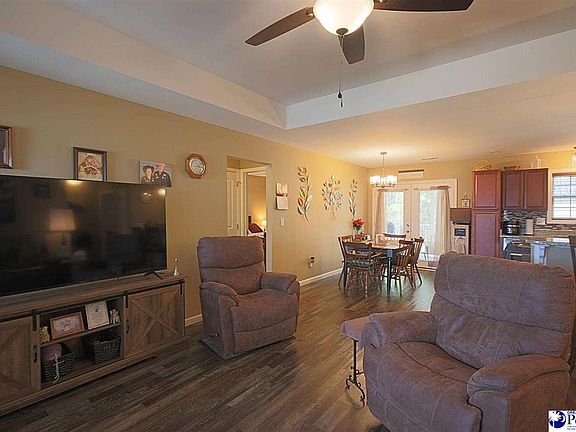 4th image of 4048 Milan Rd