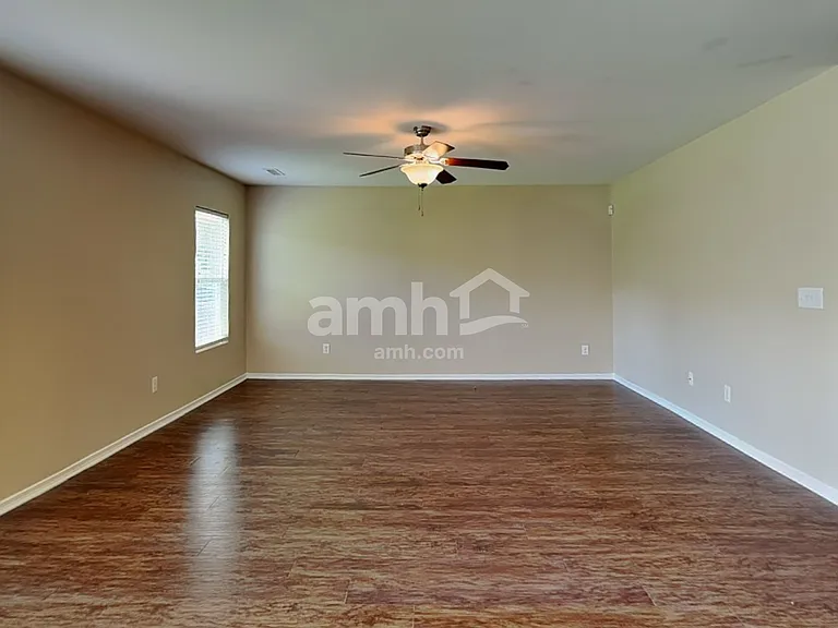 171 Plymouth Dr — Photo 7