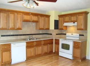 125 Freestone Ave, Portland, CT 06480