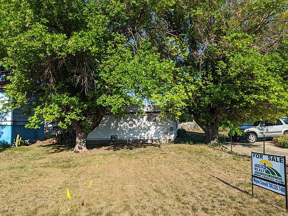 2nd image of 301 Sunset Ave