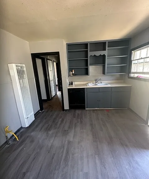 4204 S Monroe St — Photo 2