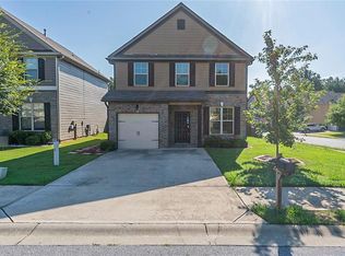 5887 Grande River Rd, College Park, GA 30349