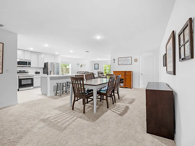 1011 Starfire St SE — Photo 9