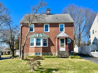 10 Auburn St, Norwalk, CT 06854