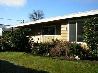 16215 14th Ave SW, Seattle, WA 98166