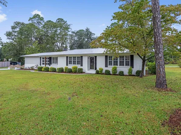 215 E Main St, Hahira, GA 31632