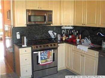 2nd image of 117 Oceanside Ave