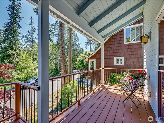 4th image of 2307 Madrona Street