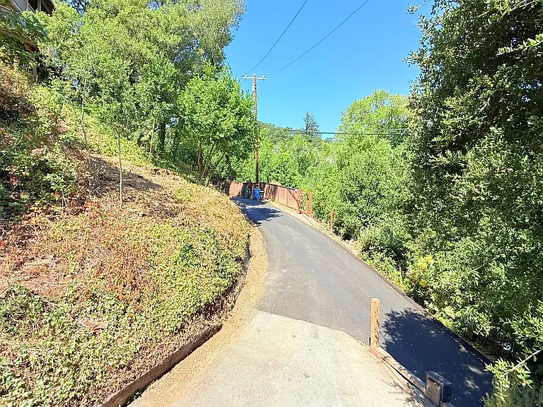 18 South Trl — Photo 27