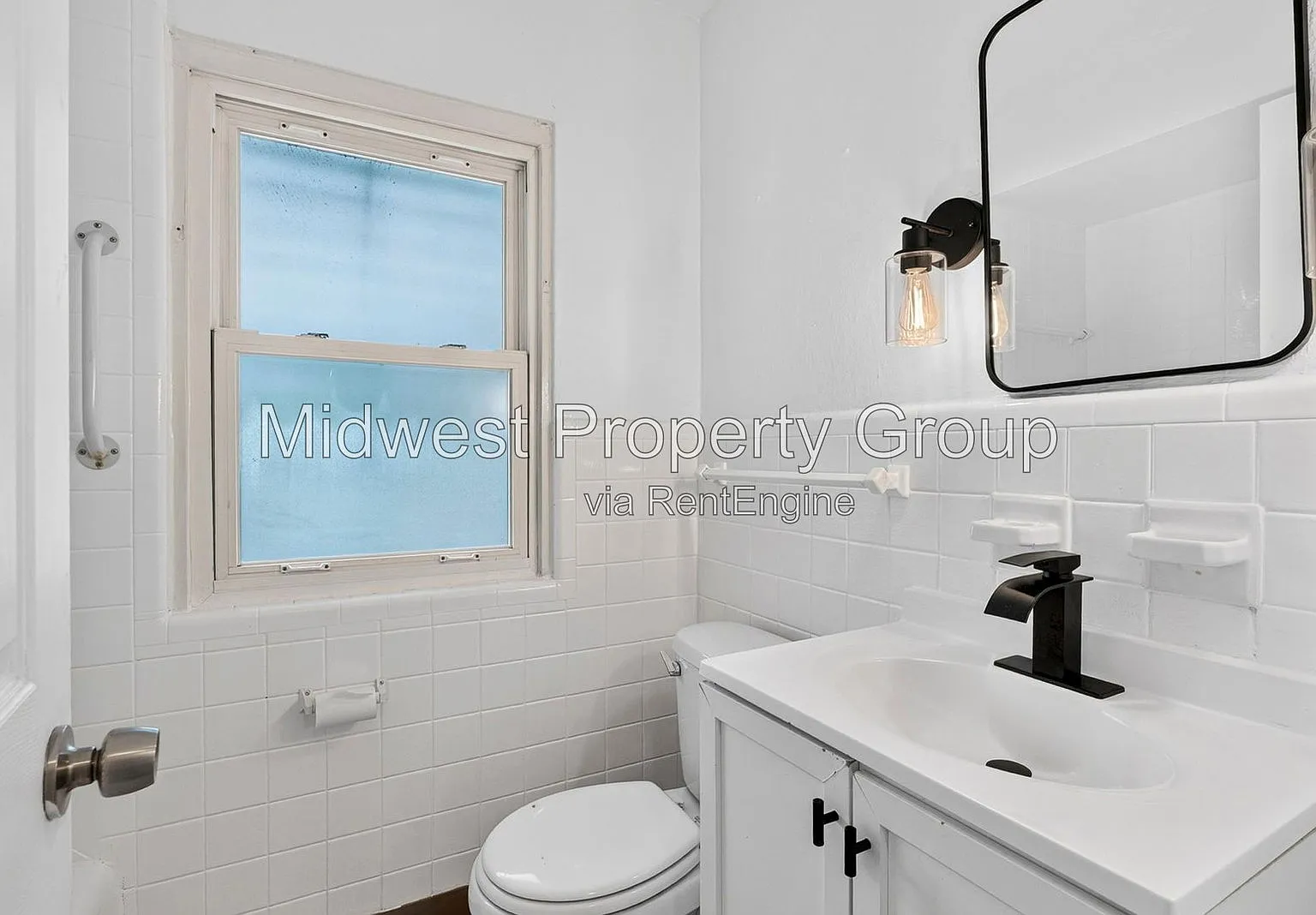 2 bed, 1.0 bath, 760 sqft, $1,150 — Photo 3