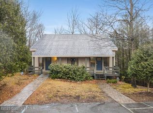 19 Ski Side Dr #20, Tannersville, PA 18372