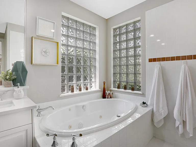 2847 Tiburon Blvd E #101-1 — Photo 20