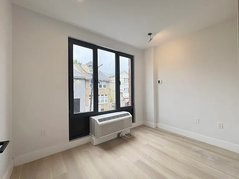 314-316 Forrest St #602F — Photo 1