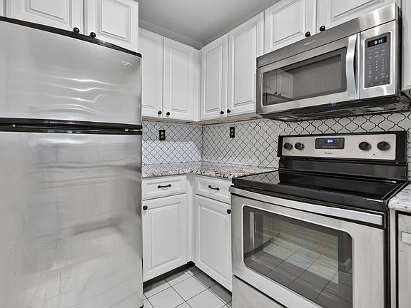 2nd image of 132 Jackson St APT 1S
