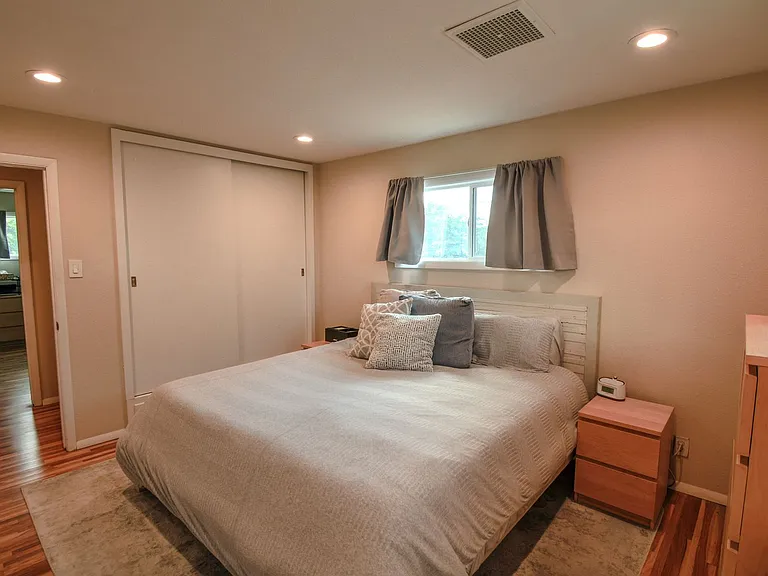 9501 Arvilla Ave NE — Photo 24