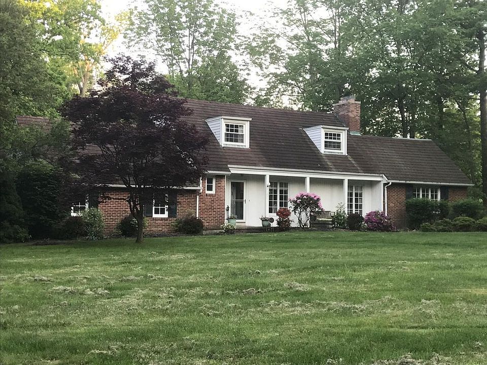 1st image of 28600 Gates Mills Blvd